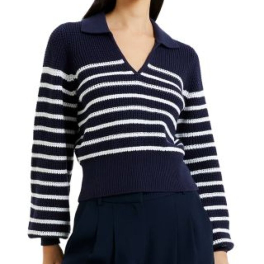 (New without tags) French Connection Mozart V-neck Collar Sweater